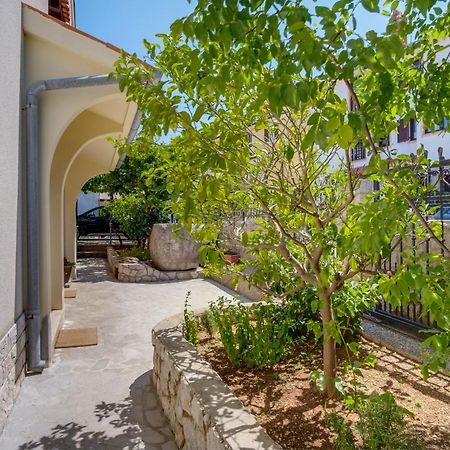 Apartments Anci Mali Losinj Exterior photo